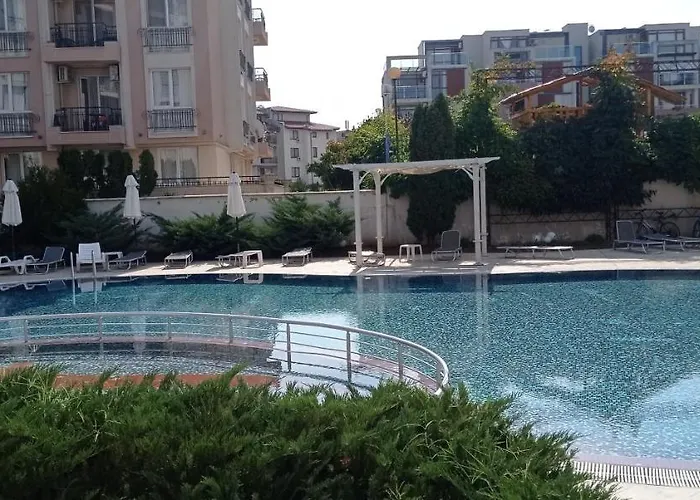 Rainbow 3-103 Cozy Sunny Σάνι Μπιτς